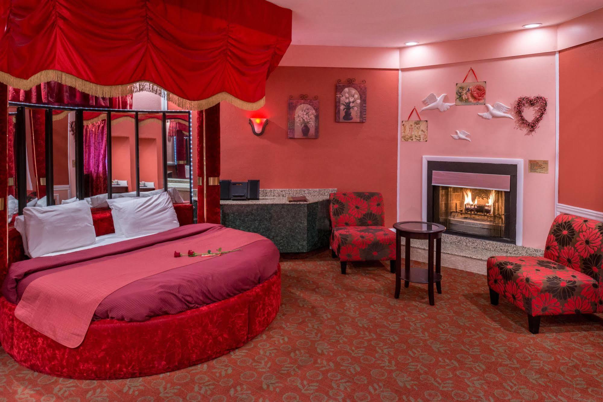 Inn Of The Dove Romantic Luxury & Business Suites Бенсалем Екстер'єр фото